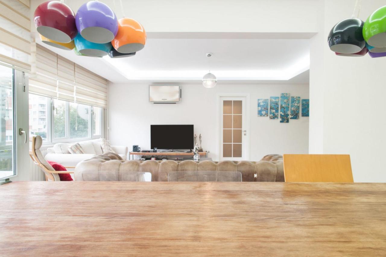 Central And Vibrant Flat With Balcony In Besiktas Stambuł Zewnętrze zdjęcie